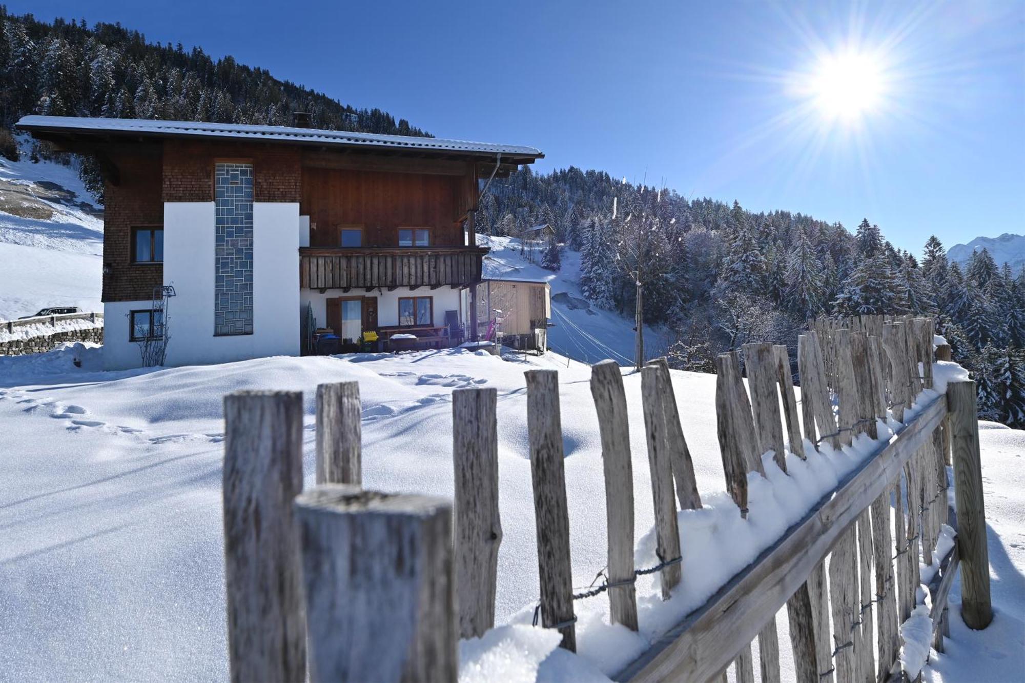 Berghof Burtscher Ludesch ภายนอก รูปภาพ